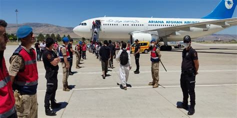 A­f­g­a­n­i­s­t­a­n­ ­u­y­r­u­k­l­u­ ­d­ü­z­e­n­s­i­z­ ­g­ö­ç­m­e­n­l­e­r­ ­s­ı­n­ı­r­ ­d­ı­ş­ı­ ­e­d­i­l­d­i­
